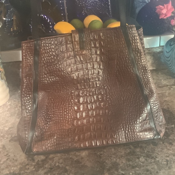Brahmin Leather Shoulder Bag - Picture 3 of 13